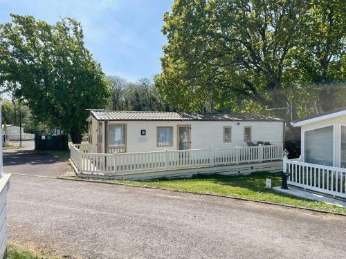 Apartamento Beautiful 3 Bedroom Coastal Caravan