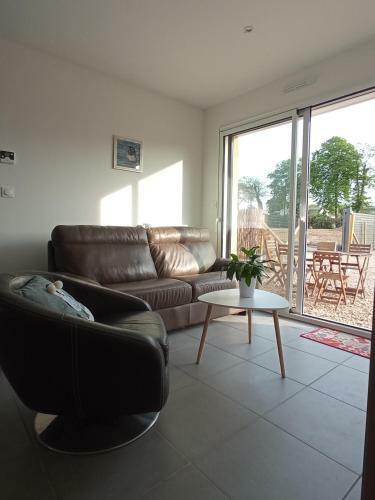 G�te Du Bois Des Bruy�res