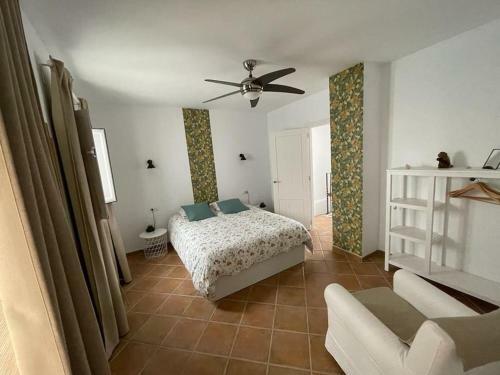 Nueva Casa Luminosa En Olvera Centro !