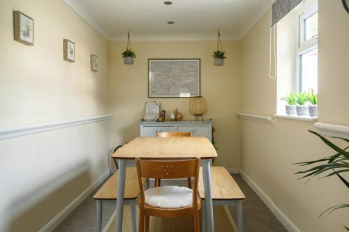 Hannah's Hideaway