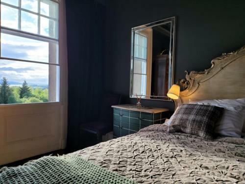 Hostal Glencruitten House