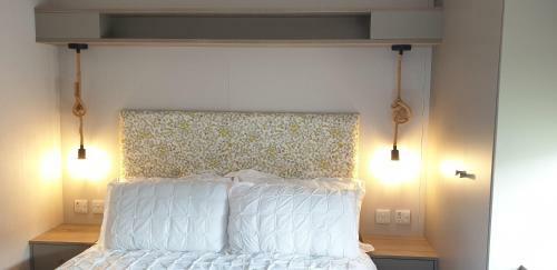 Hoburne Devon Bay 2 Bed, With Hot Tub