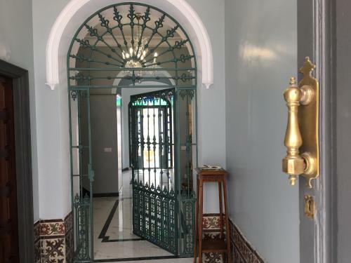 Casa Donna Isabel. Casa Sevillana Con Piscina