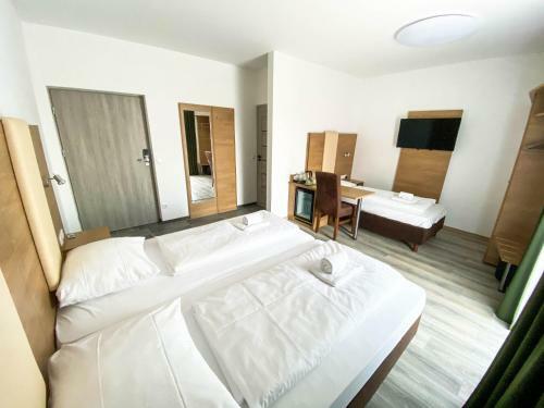 Hotel Limok Rooms