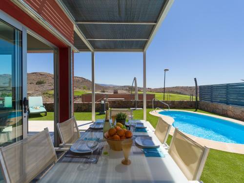Amazing Villa With Private Heated Pool And Bbq