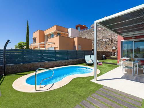 Amazing Villa With Private Heated Pool And Bbq