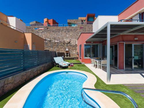 Amazing Villa With Private Heated Pool And Bbq