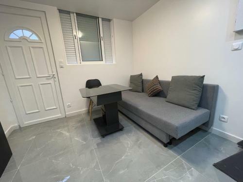 Maisonette De 25m2 � La Porte De Paris