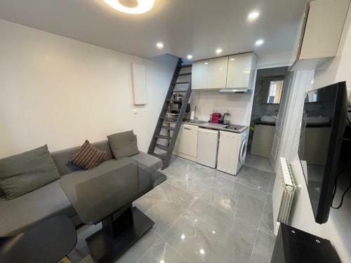 Maisonette De 25m2 � La Porte De Paris
