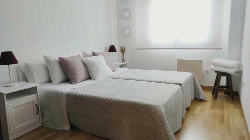 Apartamento En Ribeira Para 4 C�ntrico Con Parking
