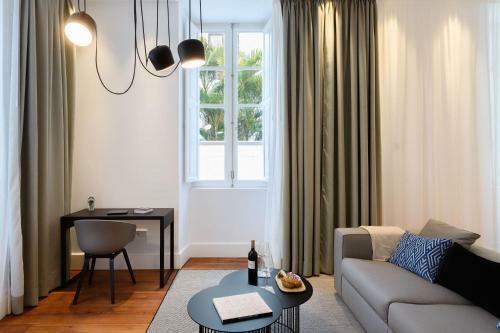 Hotel The Park Suites
