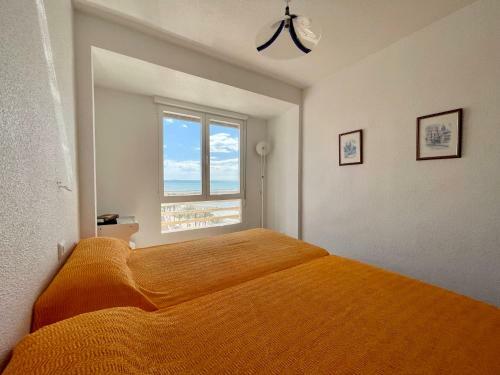 Sea Breeze Apartments First Line By The Sea