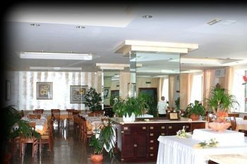 Sea Palace Hotel
