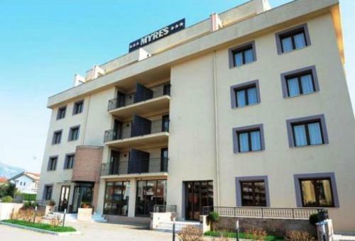 Myres Hotel Residence