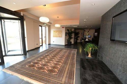 Myres Hotel Residence