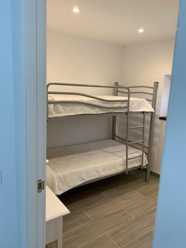 Apartament Cuirateries