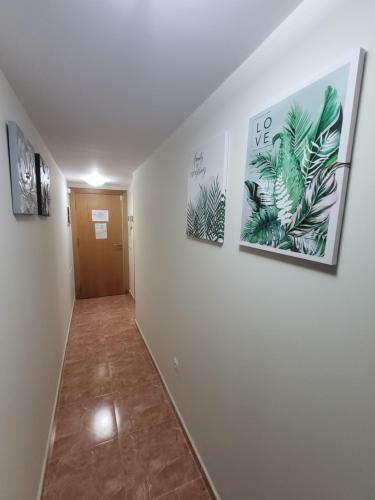 Apartamento �bajo C�lido Con Piscina Comunitaria Y Terraza Privada!