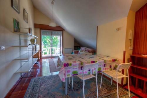 Apartamento Piso Alto En Casa Playa Samil