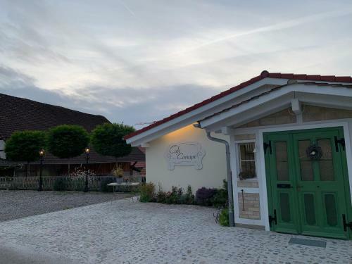 Apartamento Caf� Canap� Ferienwohnung