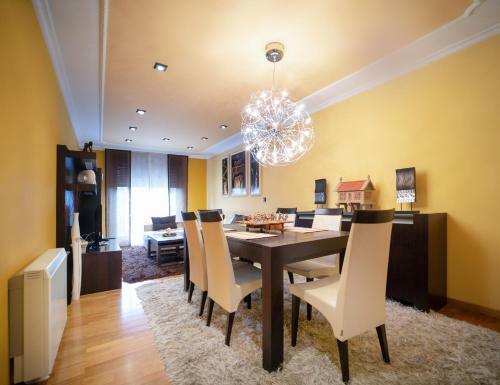 Precioso Apartamento Con Parking En Vilagarc�a