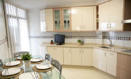 Precioso Apartamento Con Parking En Vilagarc�a