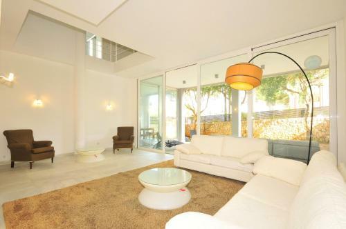 Villa Colonia Sea Holiday