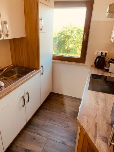 Apartamento Modern & Cozy 2 Zimmer Wohnung, Balkon, Parkplatz
