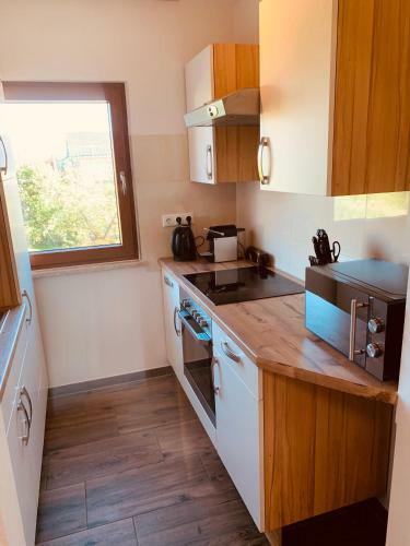 Apartamento Modern & Cozy 2 Zimmer Wohnung, Balkon, Parkplatz