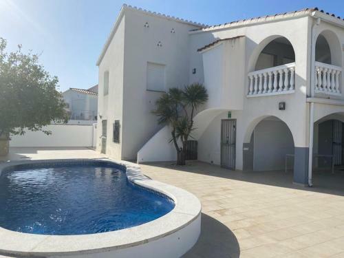 Apartamento Belle Empuria