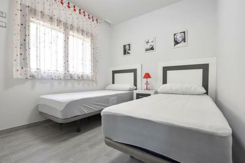 Velvet Apartment. Mar De Pulp�-los Jazmines