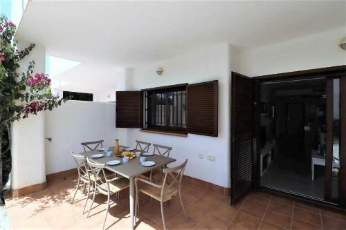 Luna Apartamento Con Terraza Jard�n Y Piscina Comunitaria
