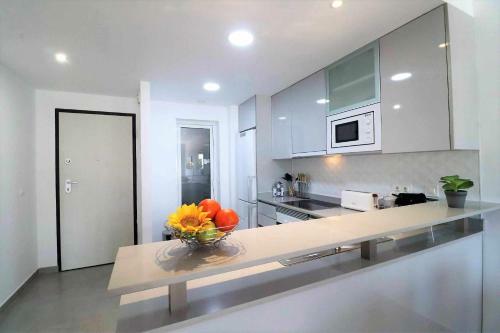 Luna Apartamento Con Terraza Jard�n Y Piscina Comunitaria