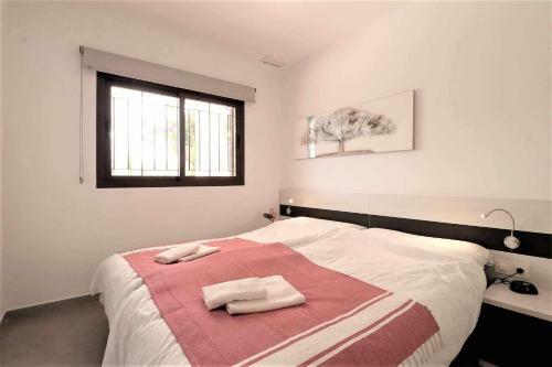 Luna Apartamento Con Terraza Jard�n Y Piscina Comunitaria
