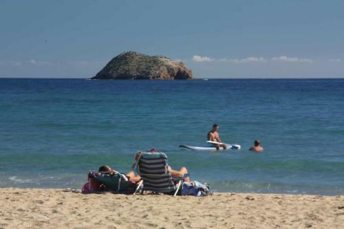 Luna Apartamento Con Terraza Jard�n Y Piscina Comunitaria