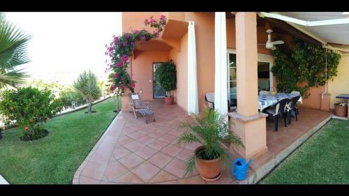 Magnifica Casa Con Vista Al Mar Y Monta�a