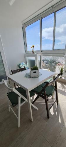 La Cala Sunflower Apartment