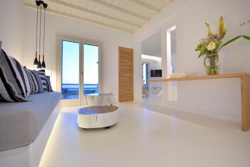 Villa Alabaster By Rocks Estates