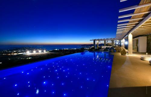 Villa Alabaster By Rocks Estates