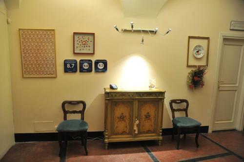 Hostal Erasmo Rooms & Breakfast