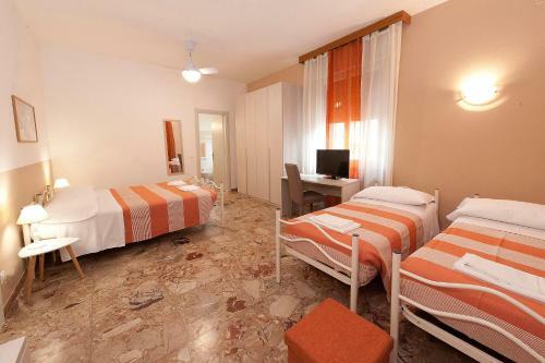 Hostal Gardenia Guest House