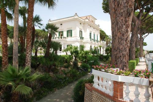 Hotel Villa Maria Teresa