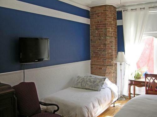 Angelica Blue B&B
