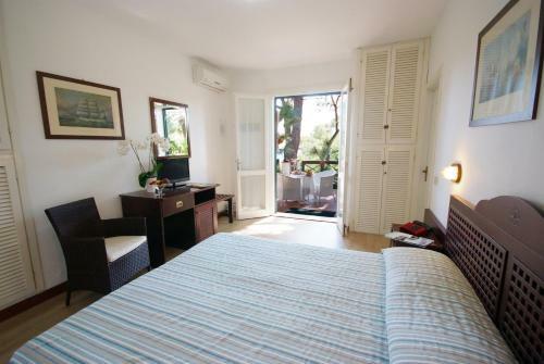 Hotel Antares