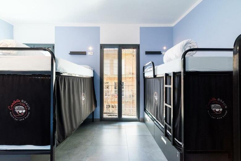 Hostel Carlota Braun