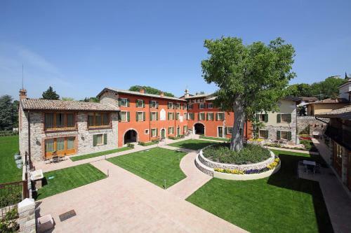 Apartamento Residence Borgo Mondragon