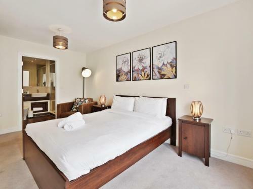 The Pier Apartment 4