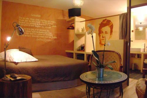 Bed & Breakfast C�t� Chambres