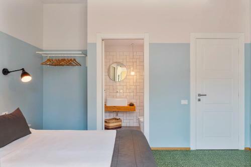 Hostal La Casa Delle Acciughe Guest House