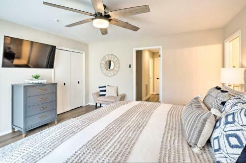 Horseshoe Bay Townhome Nestled On The Water!