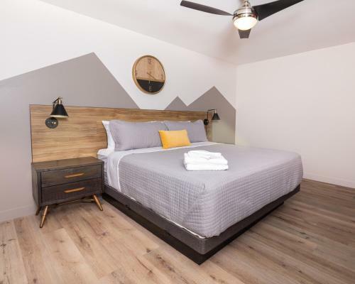 Hotel 4411 Inn & Suites
